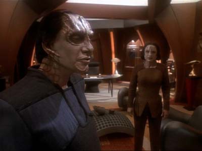 Star Trek: Deep Space Nine Screencaps "Second Skin" (S3:E5)