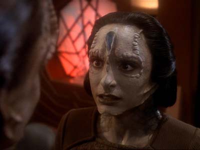 Star Trek: Deep Space Nine Screencaps "Second Skin" (S3:E5)