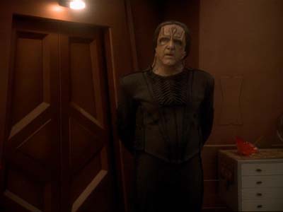 Star Trek: Deep Space Nine Screencaps "Second Skin" (S3:E5)