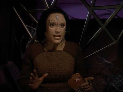 Star Trek: Deep Space Nine Screencaps "Second Skin" (S3:E5)