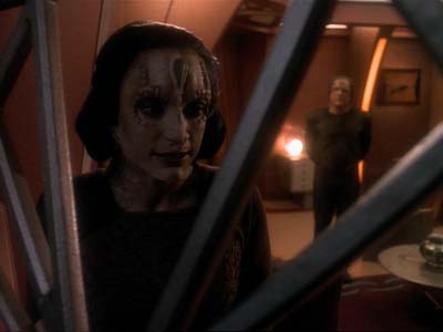 Star Trek: Deep Space Nine Screencaps "Second Skin" (S3:E5)