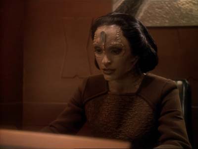 Star Trek: Deep Space Nine Screencaps "Second Skin" (S3:E5)
