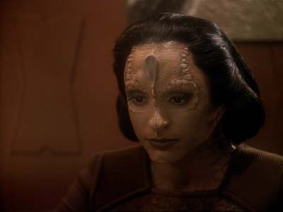 Star Trek: Deep Space Nine Screencaps "Second Skin" (S3:E5)