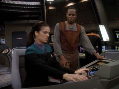 Star Trek: Deep Space Nine Screencaps "Second Skin" (S3:E5)