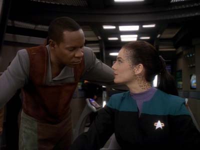 Star Trek: Deep Space Nine Screencaps "Second Skin" (S3:E5)