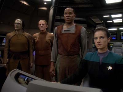Star Trek: Deep Space Nine Screencaps "Second Skin" (S3:E5)