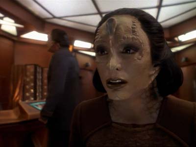 Star Trek: Deep Space Nine Screencaps "Second Skin" (S3:E5)