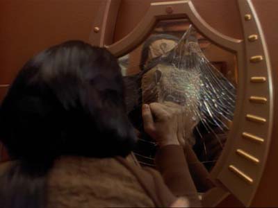 Star Trek: Deep Space Nine Screencaps "Second Skin" (S3:E5)