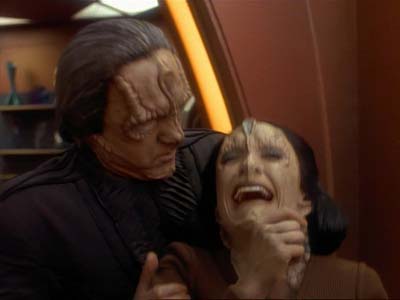 Star Trek: Deep Space Nine Screencaps "Second Skin" (S3:E5)