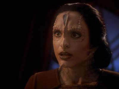 Star Trek: Deep Space Nine Screencaps "Second Skin" (S3:E5)
