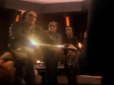 Star Trek: Deep Space Nine Screencaps "Second Skin" (S3:E5)