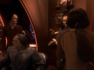 Star Trek: Deep Space Nine Screencaps "Second Skin" (S3:E5)