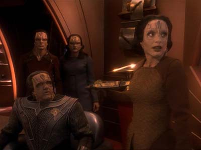 Star Trek: Deep Space Nine Screencaps "Second Skin" (S3:E5)