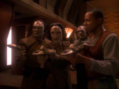 Star Trek: Deep Space Nine Screencaps "Second Skin" (S3:E5)