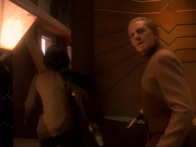 Star Trek: Deep Space Nine Screencaps "Second Skin" (S3:E5)