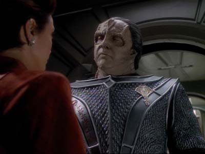 Star Trek: Deep Space Nine Screencaps "Second Skin" (S3:E5)