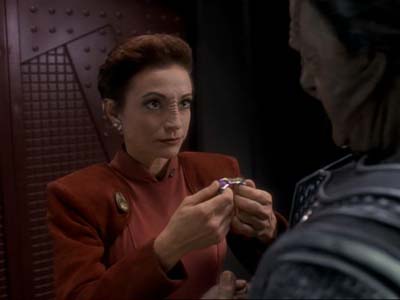 Star Trek: Deep Space Nine Screencaps "Second Skin" (S3:E5)