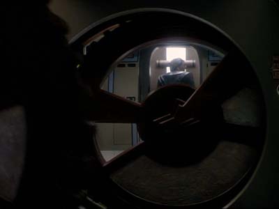 Star Trek: Deep Space Nine Screencaps "Second Skin" (S3:E5)