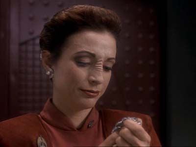 Star Trek: Deep Space Nine Screencaps "Second Skin" (S3:E5)