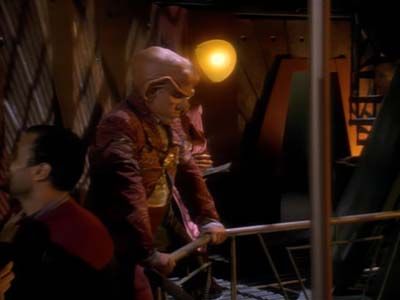 Star Trek: Deep Space Nine Screencaps "The Abandoned" (S3:E6)