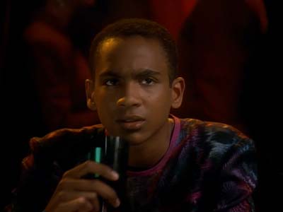 Star Trek: Deep Space Nine Screencaps "The Abandoned" (S3:E6)