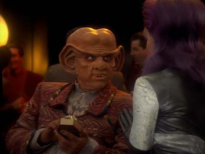 Star Trek: Deep Space Nine Screencaps "The Abandoned" (S3:E6)