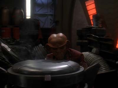 Star Trek: Deep Space Nine Screencaps "The Abandoned" (S3:E6)