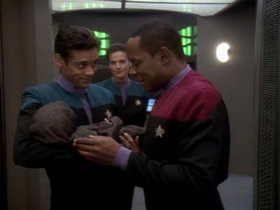 Star Trek: Deep Space Nine Screencaps "The Abandoned" (S3:E6)