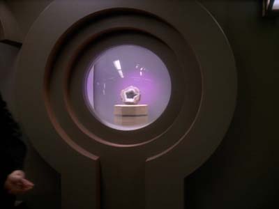 Star Trek: Deep Space Nine Screencaps "The Abandoned" (S3:E6)