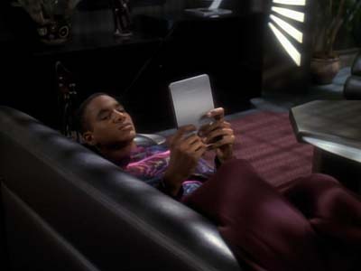 Star Trek: Deep Space Nine Screencaps "The Abandoned" (S3:E6)