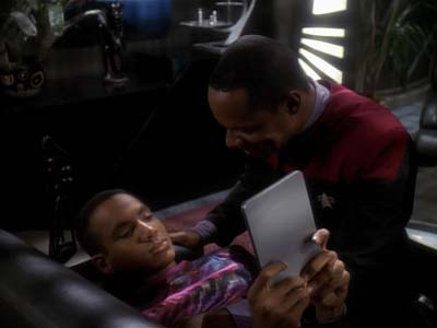 Star Trek: Deep Space Nine Screencaps "The Abandoned" (S3:E6)