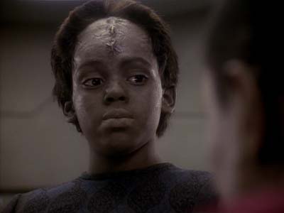 Star Trek: Deep Space Nine Screencaps "The Abandoned" (S3:E6)