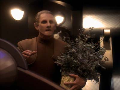 Star Trek: Deep Space Nine Screencaps "The Abandoned" (S3:E6)
