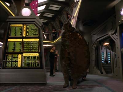 Star Trek: Deep Space Nine Screencaps "The Abandoned" (S3:E6)