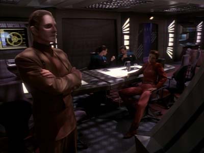 Star Trek: Deep Space Nine Screencaps "The Abandoned" (S3:E6)