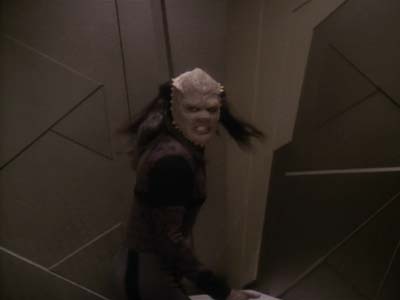 Star Trek: Deep Space Nine Screencaps "The Abandoned" (S3:E6)