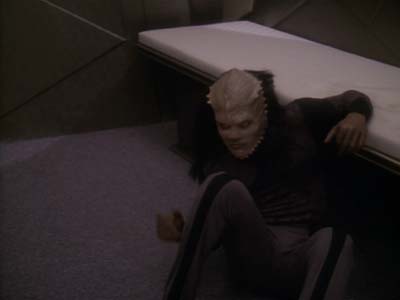 Star Trek: Deep Space Nine Screencaps "The Abandoned" (S3:E6)