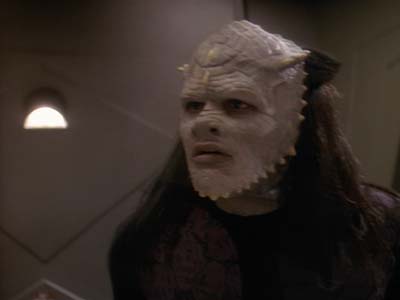 Star Trek: Deep Space Nine Screencaps "The Abandoned" (S3:E6)