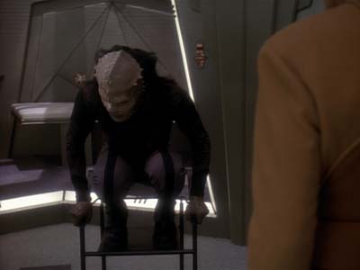 Star Trek: Deep Space Nine Screencaps "The Abandoned" (S3:E6)