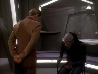 Star Trek: Deep Space Nine Screencaps "The Abandoned" (S3:E6)