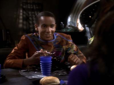 Star Trek: Deep Space Nine Screencaps "The Abandoned" (S3:E6)