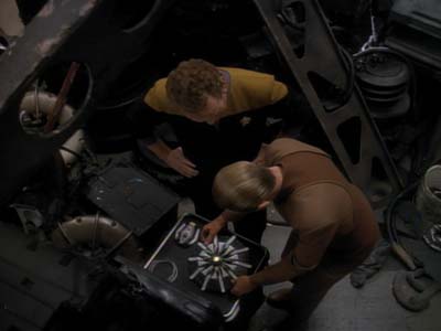Star Trek: Deep Space Nine Screencaps "The Abandoned" (S3:E6)