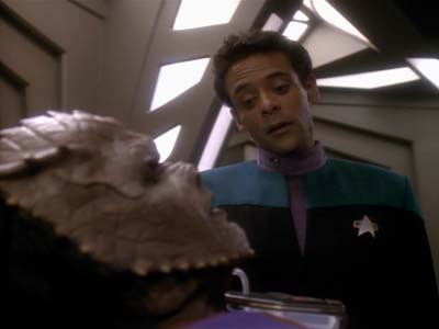 Star Trek: Deep Space Nine Screencaps "The Abandoned" (S3:E6)