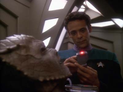 Star Trek: Deep Space Nine Screencaps "The Abandoned" (S3:E6)