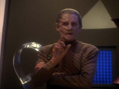 Star Trek: Deep Space Nine Screencaps "The Abandoned" (S3:E6)