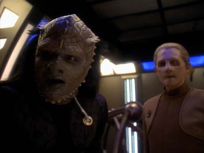 Star Trek: Deep Space Nine Screencaps "The Abandoned" (S3:E6)