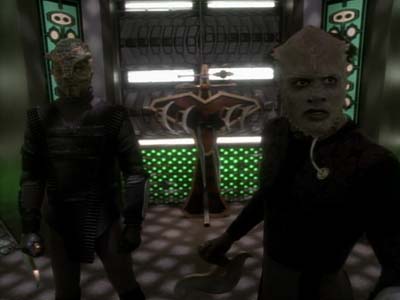 Star Trek: Deep Space Nine Screencaps "The Abandoned" (S3:E6)