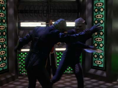 Star Trek: Deep Space Nine Screencaps "The Abandoned" (S3:E6)