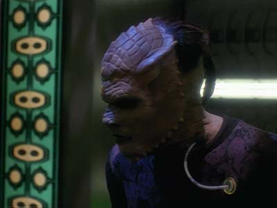 Star Trek: Deep Space Nine Screencaps "The Abandoned" (S3:E6)