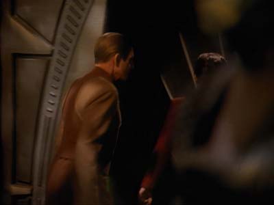 Star Trek: Deep Space Nine Screencaps "The Abandoned" (S3:E6)